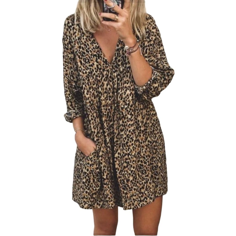 ✅ SOLD ✅ BOHO Leopard Print V-Neck Side Pocket Mini Dress S